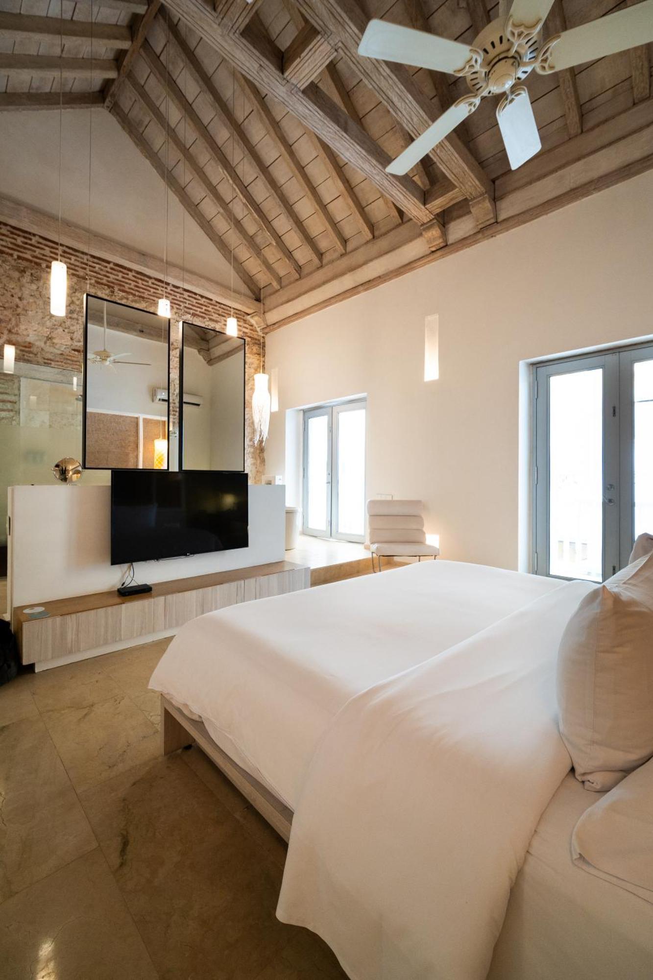 Nacar Hotel Cartagena, Curio Collection By Hilton Esterno foto