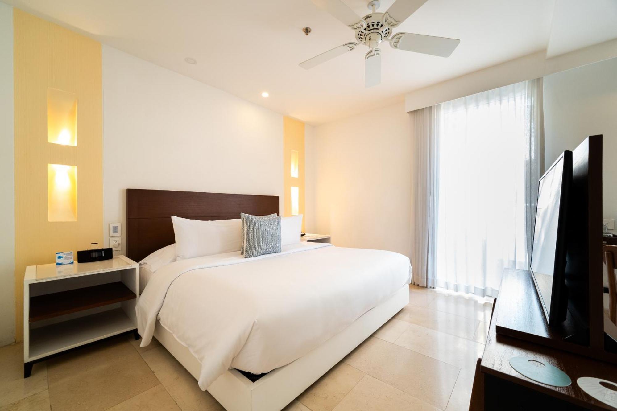 Nacar Hotel Cartagena, Curio Collection By Hilton Esterno foto