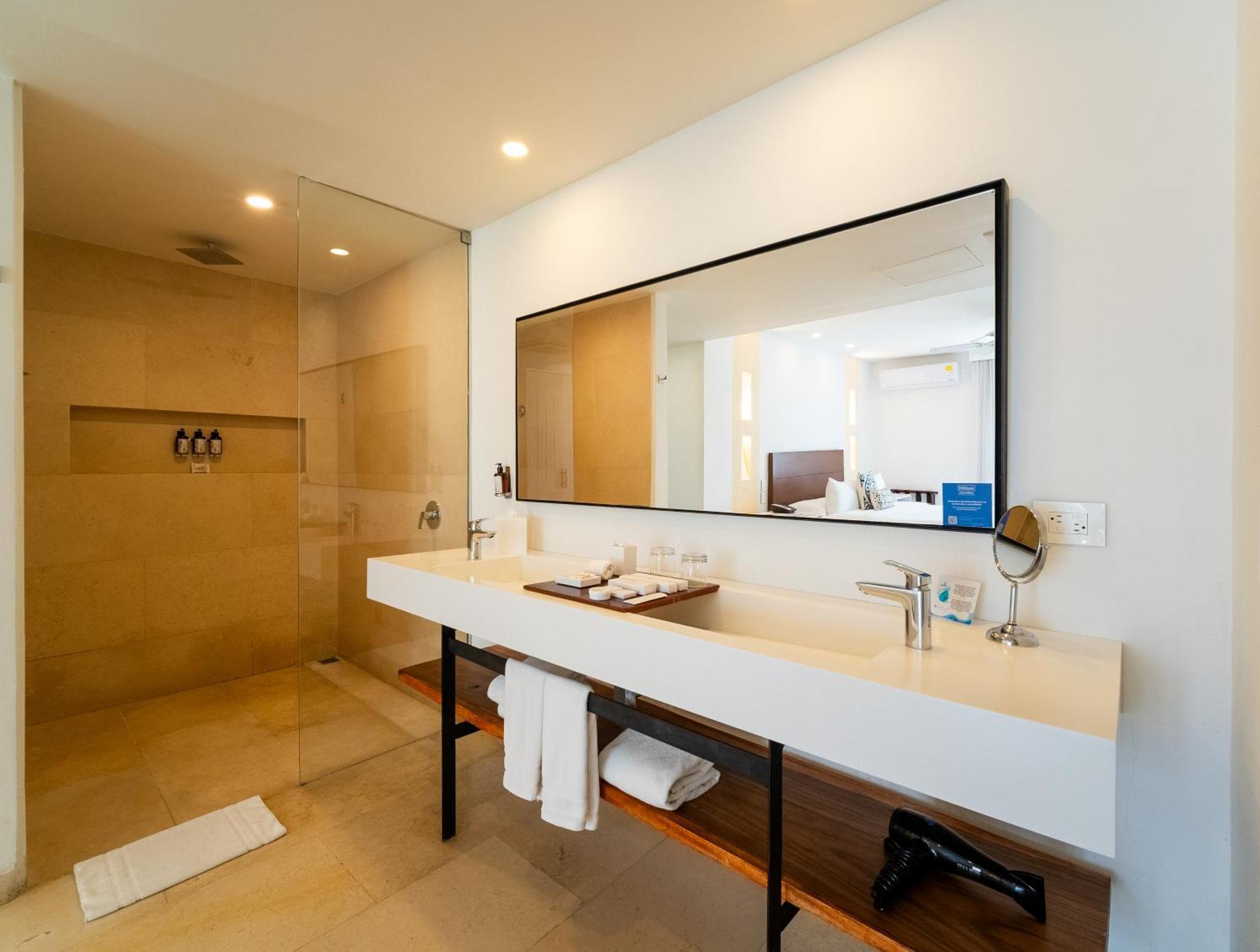 Nacar Hotel Cartagena, Curio Collection By Hilton Esterno foto