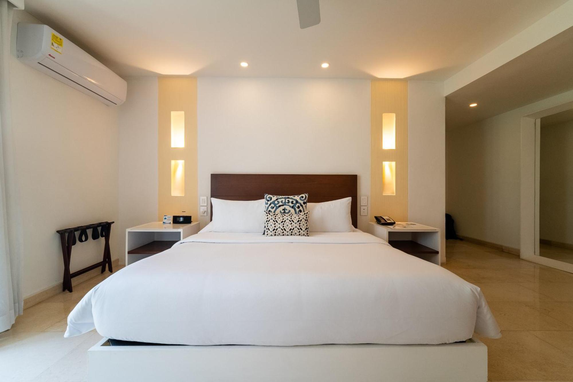 Nacar Hotel Cartagena, Curio Collection By Hilton Esterno foto